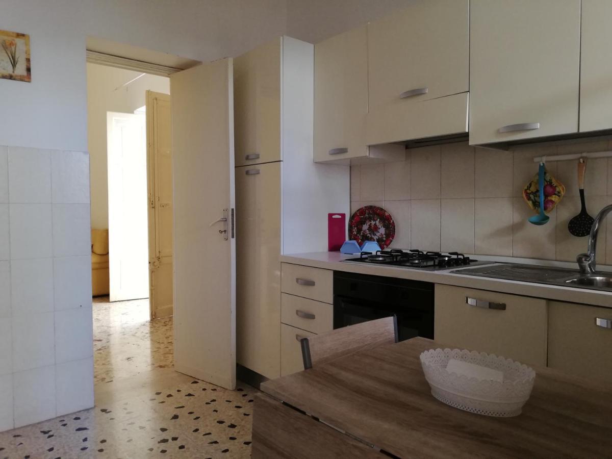Charming Apartment In Mondello باليرمو المظهر الخارجي الصورة